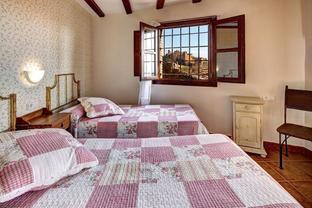 Apartamentos Bellavista Alquézar Pokoj fotografie