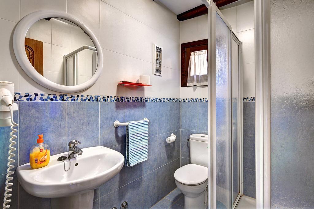 Apartamentos Bellavista Alquézar Pokoj fotografie